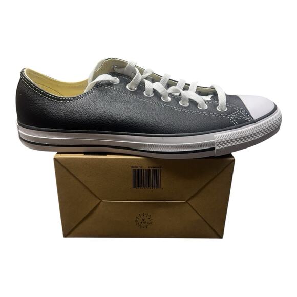 Converse Chuck Taylor All Star M10 W12 Black Leather Sneakers Wipeable Outer - Picture 6 of 11